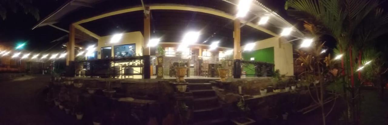 Mountain View Resort & Spa Tomohon Exterior foto