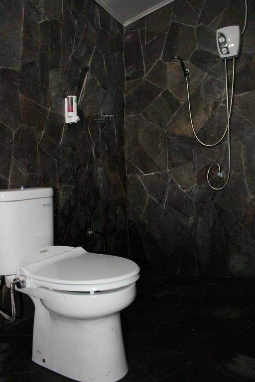Mountain View Resort & Spa Tomohon Quarto foto